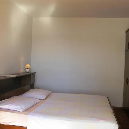 Apartament Nena By The Sea In Barbat, Rab *