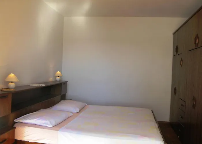 Apartment Nena By The Sea In Barbat, Rab *